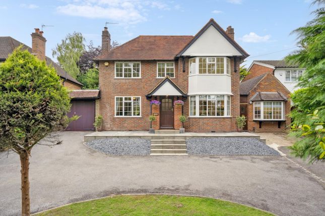 London Road East, Amersham... 4 bed detached house for sale