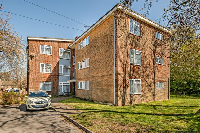 2 bed flat