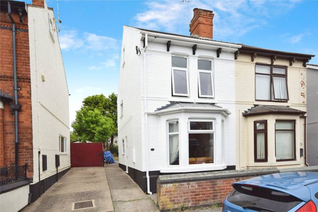 Crocus Street, Nottingham NG17 3 bed semi