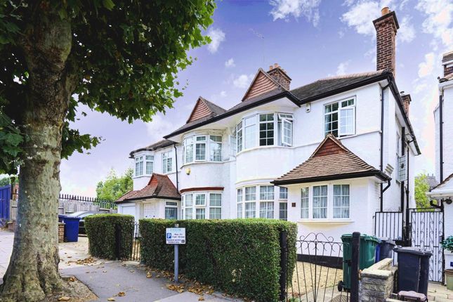 Princes Park Avenue, Golders Green, NW11 4 bed semi