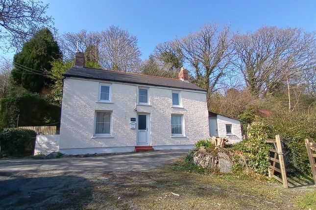 Llwyncelyn, Cilgerran, Cardigan... 3 bed detached house for sale