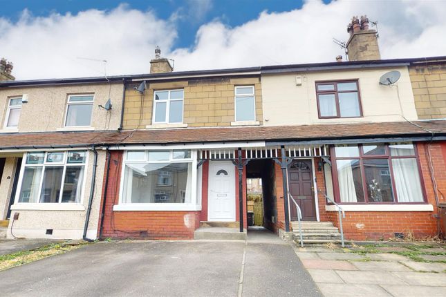 Oakdale Crescent, Wibsey, Bradford 3 bed terraced house for sale