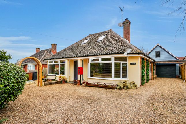 The Warren, Cromer, NR27 3 bed chalet for sale