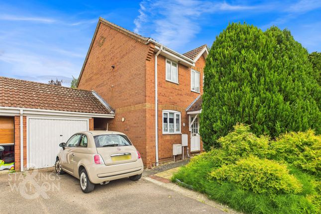 2 bedroom semi-detached house for sale