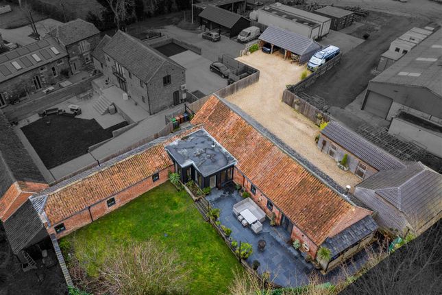 Skerry Lane, Muston 5 bed barn conversion for sale