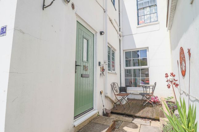 Raglan Place, Close To Sea Front