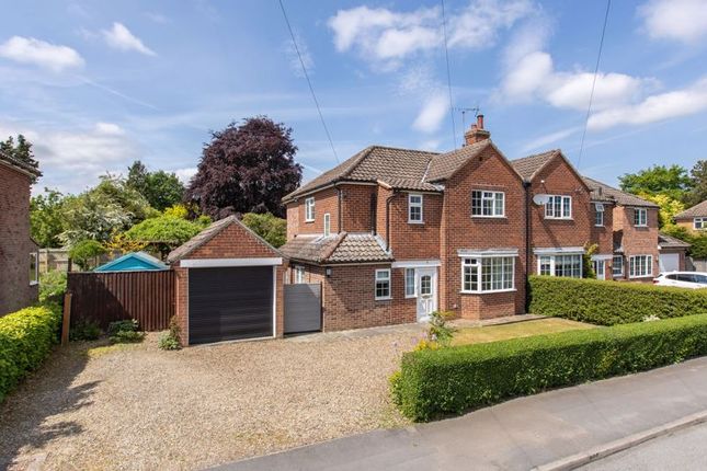 Middlecave Drive, Malton YO17 3 bed semi