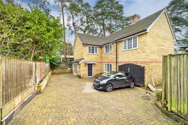 Heathermount, Bracknell, Berkshire, RG12 4 bed detached house for sale