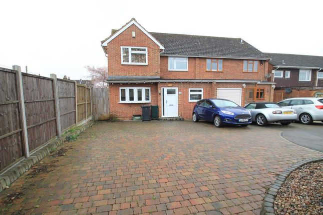 28B Foxwood Road, Bean, Dartford, DA2 4 bed semi