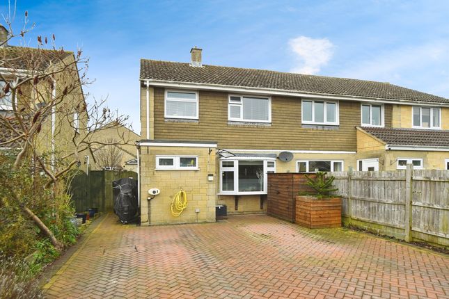 3 bedroom semi-detached house for sale