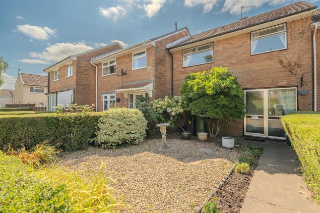 Harlech Close, Cwmbran NP44 3 bed terraced house for sale