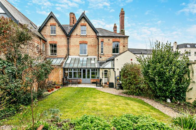 St. Davids Hill, Exeter, Devon 10 bed semi