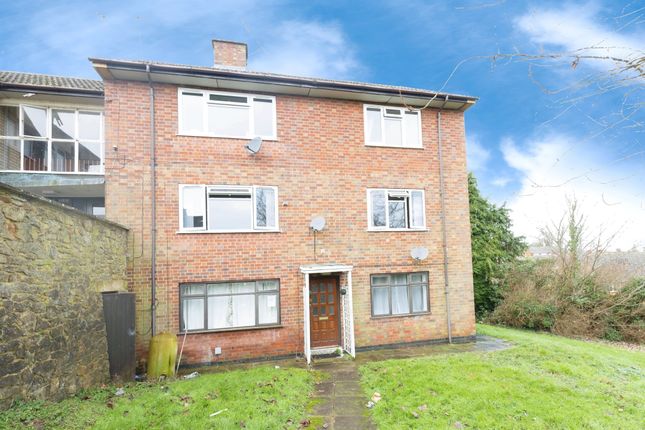 3 bedroom maisonette for sale