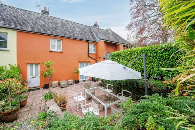 High Street, Dulverton, Somerset, TA22 2 bed terraced house for sale