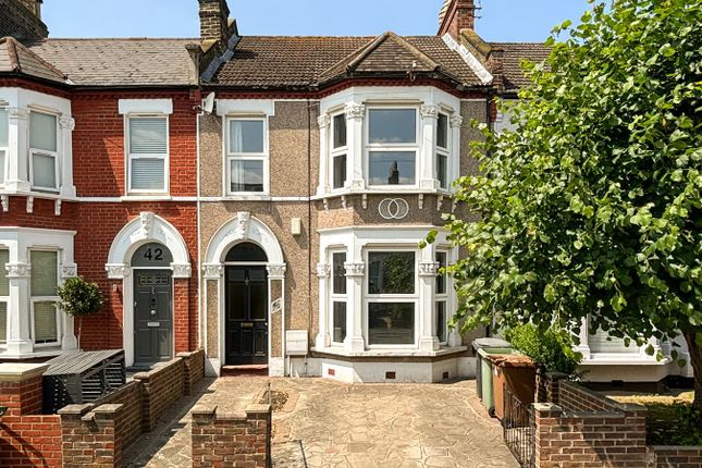 Ardfillan Road, Catford, London, SE6 3 bed terraced house for sale