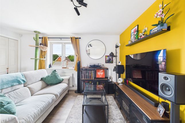 Latimer Close, Brislington, Bristol, BS4 2 bed maisonette for sale