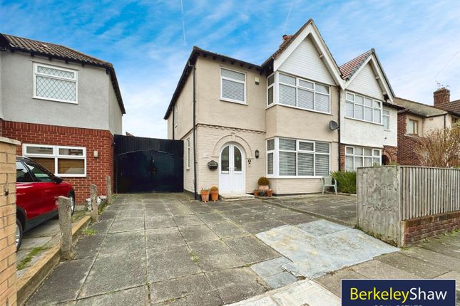 3 bedroom semi-detached house for sale