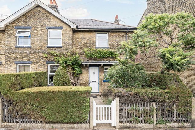 Heathfield Square, London SW18 3 bed semi