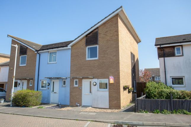 Olympia Way, Whitstable, CT5 2 bed terraced house for sale