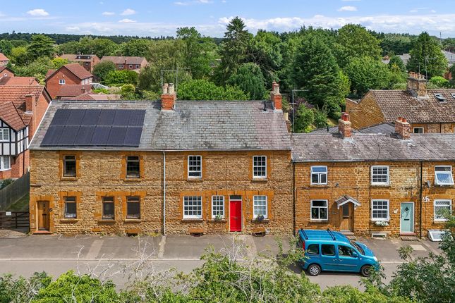 Port Road, Northampton, NN5 4 bed cottage for sale