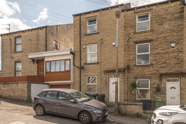 Richardson Street, Oakenshaw BD12 3 bed terraced house for sale
