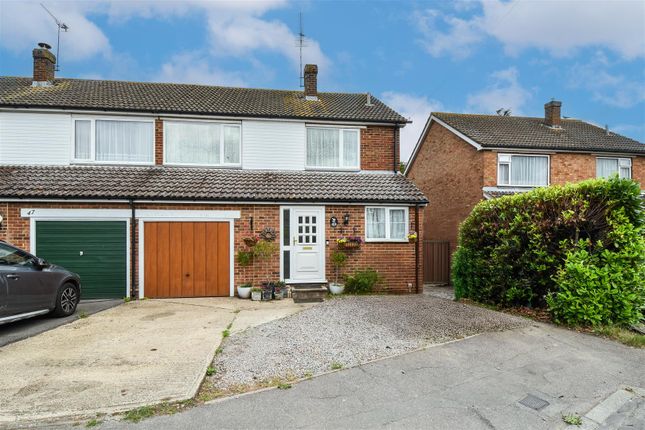 Meadow Rise, Blackmore, Ingatestone 3 bed semi