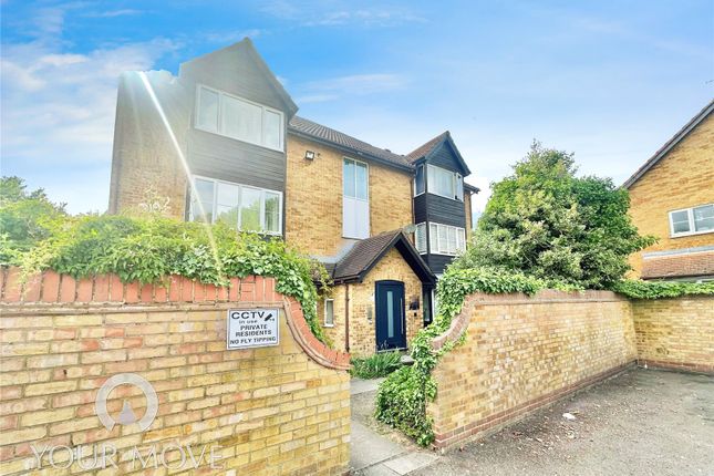Studio flat for sale