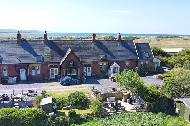 Station Road, Aberdyfi, Gwynedd, LL35 2 bed terraced house for sale