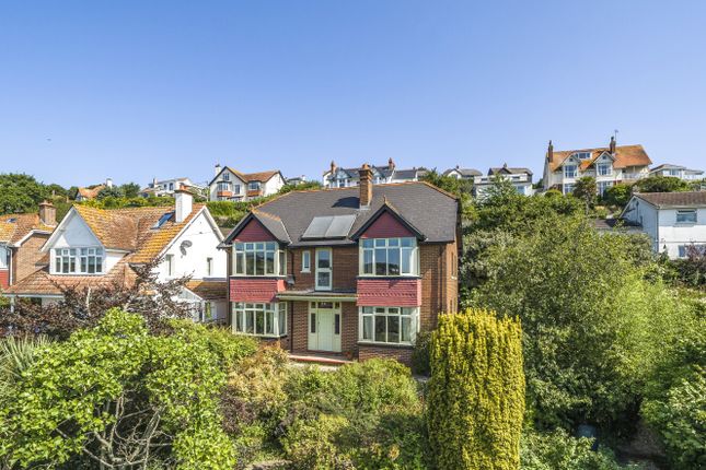 4 bed detached house
