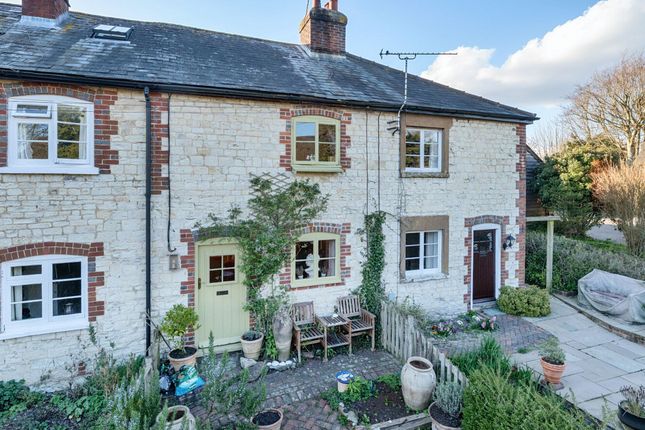 East Harting, Petersfield, GU31 2 bed terraced house for sale