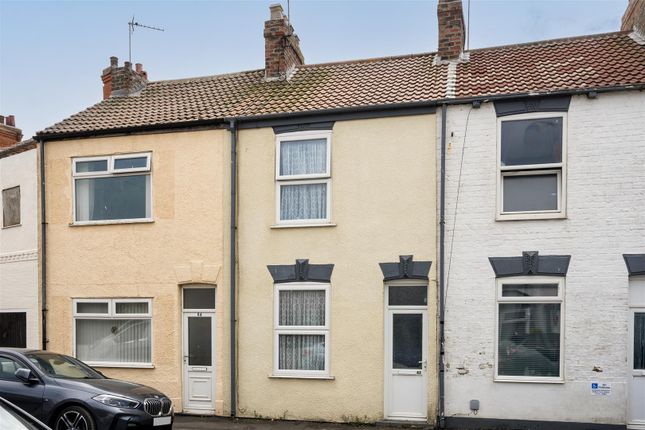 Southcliff Road, Withernsea 2 bed terraced house for sale