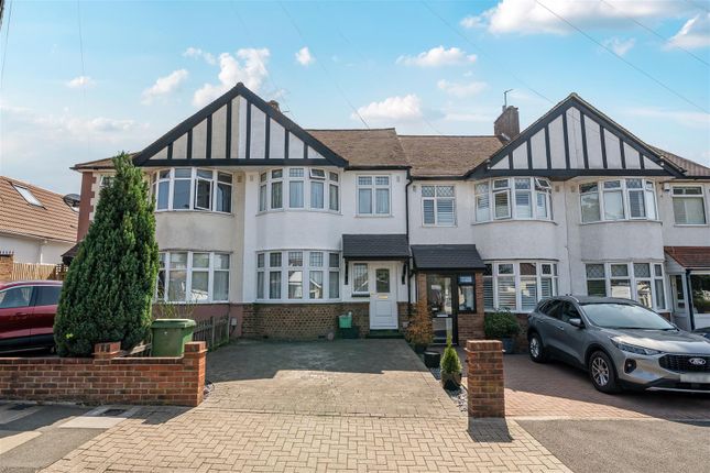 Oxhawth Crescent, Bromley 3 bed terraced house for sale