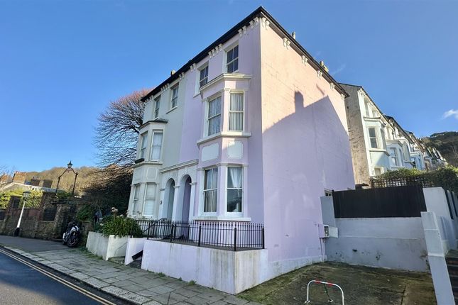5 bedroom semi-detached house for sale