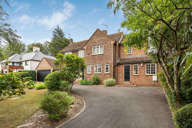 Cobham Road, Fetcham 4 bed detached house for sale
