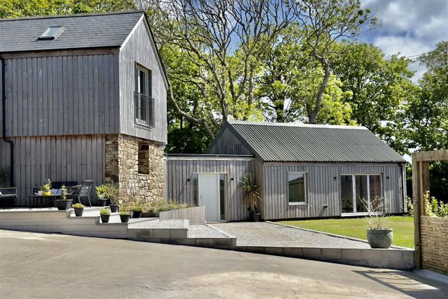 6 Trerice Holdings, Trerice, Newquay 5 bed house for sale