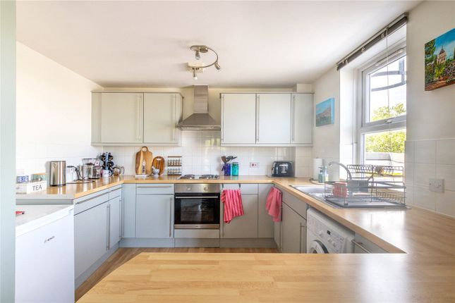 Squires Court, Bristol, BS3 2 bed apartment for sale
