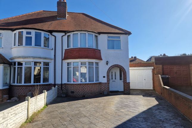 Hilston Avenue, Halesowen B63 3 bed semi