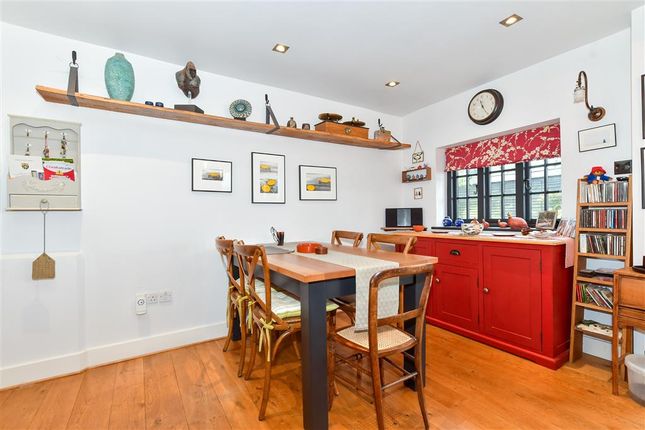 Tile Barn Cottage, Hollingbourne... 3 bed semi