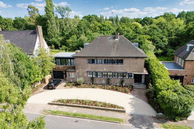 Neville Drive, London 6 bed detached house for sale