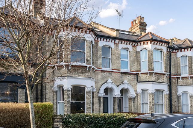 Arminger, London, W12 5 bed terraced house for sale