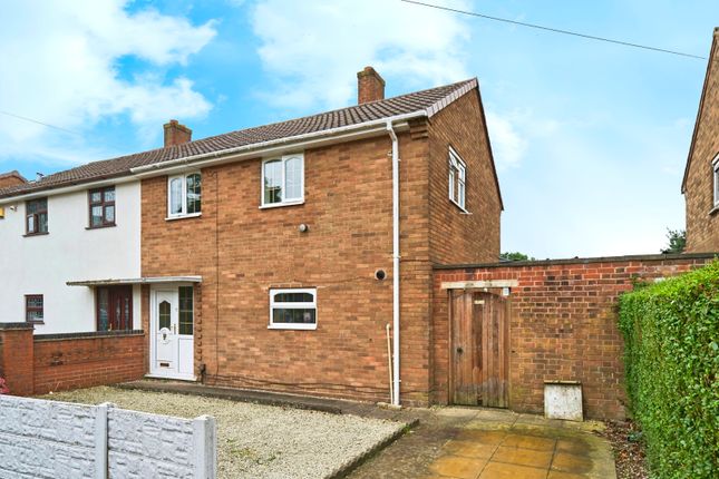 3 bed semi-detached house