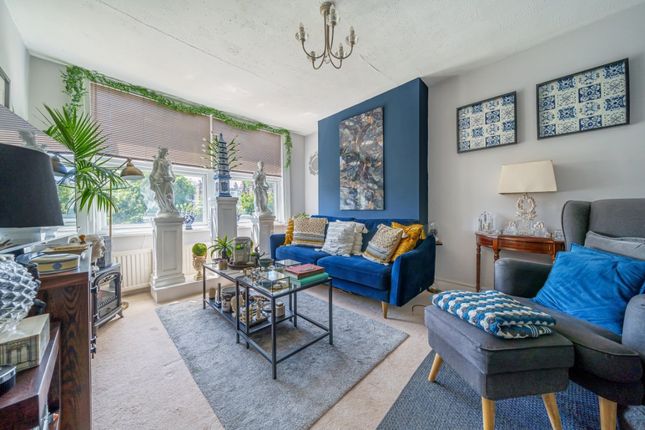 Curzon Road, Muswell Hill, London, N10 1 bed flat for sale