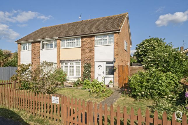 Station Road, Teynham, Sittingbourne... 3 bed semi