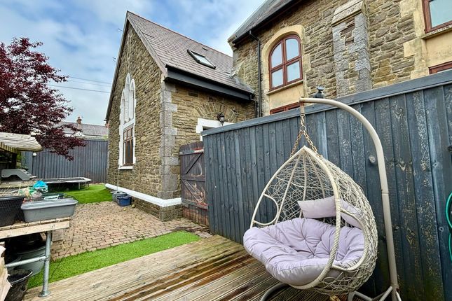 High Street, Neyland, Milford Haven... 3 bed semi