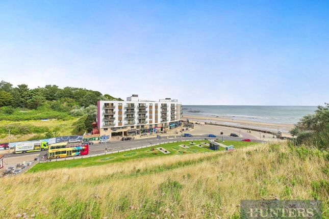 Peasholm Gap, Scarborough 2 bed apartment for sale