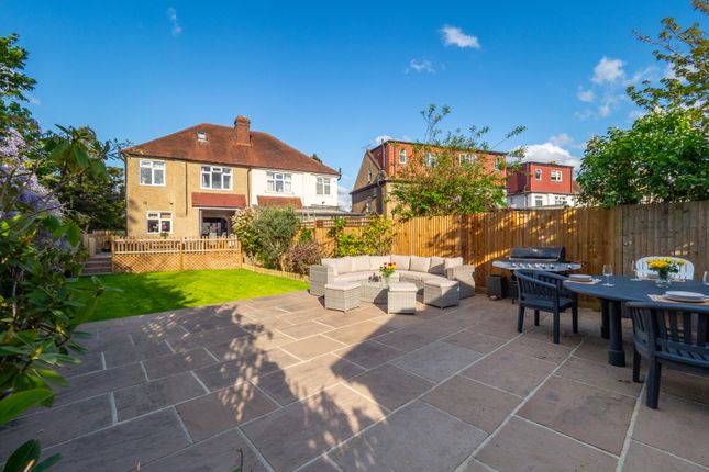 St. Dunstans Hill, Sutton SM1 3 bed semi