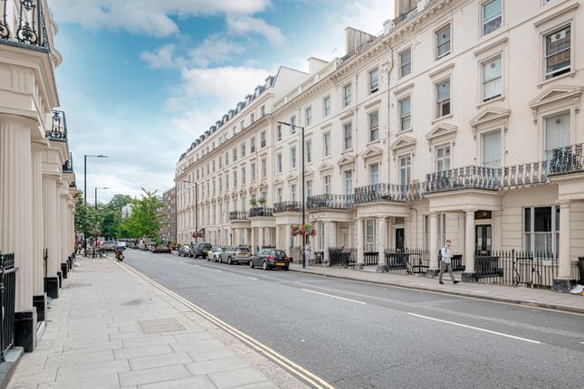 Gloucester Terrace, Bayswater... 1 bed flat for sale