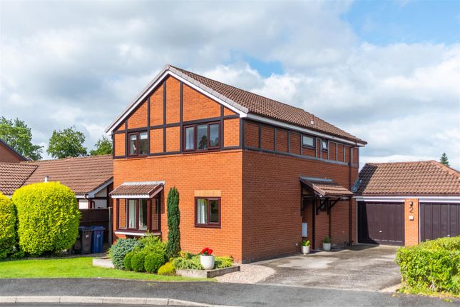 Sandringham Park Drive, Preston PR4 4 bed detached house for sale