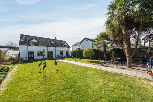 Church Lane, Wexham 5 bed detached house for sale