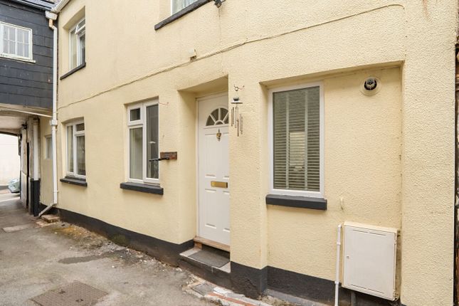 Stokes Lane, Tiverton, Devon, EX16 2 bed terraced house for sale